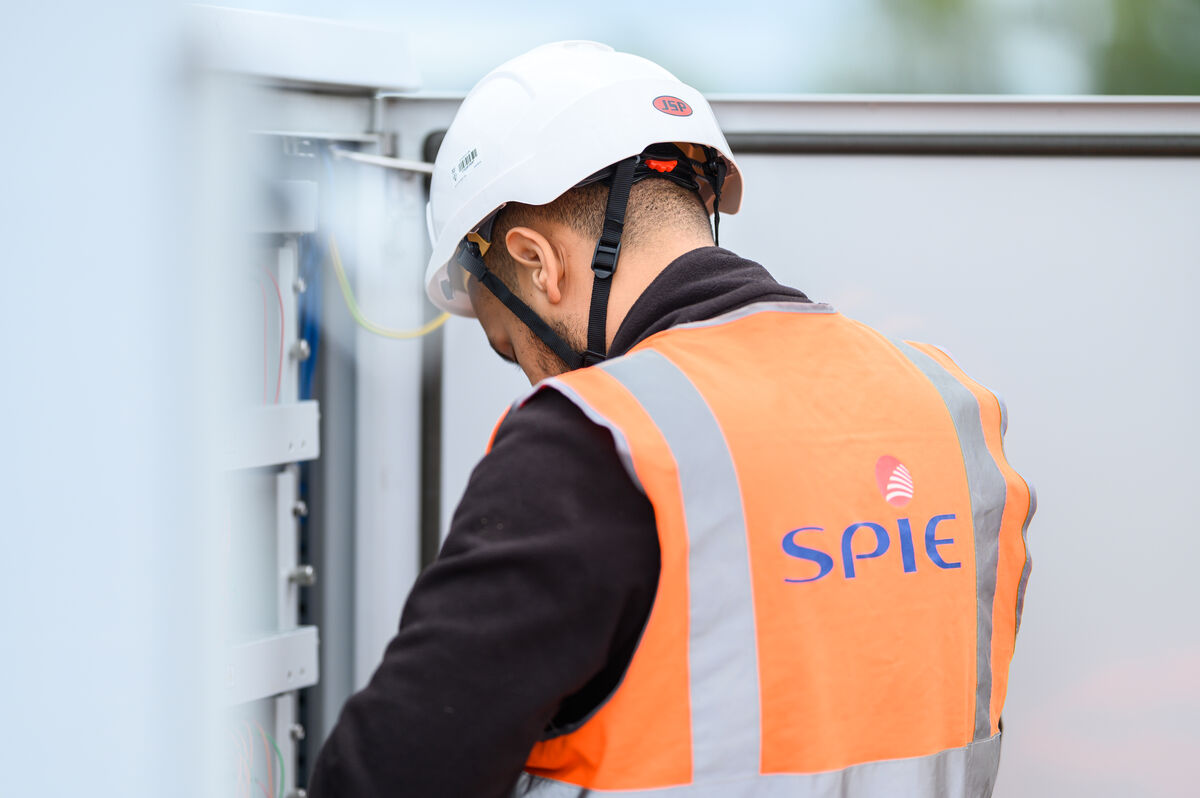 Serwis urządzeń klimatyzacyjnych i wentylacyjnych