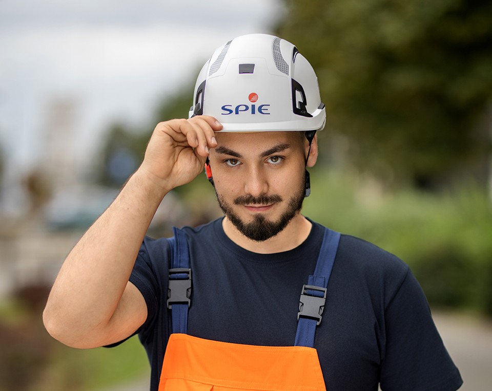 Przeglądy techniczne i autoryzowany serwis 